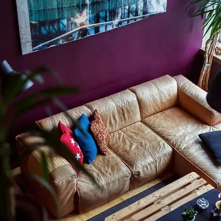 Stylish Loft Close To Old Town
